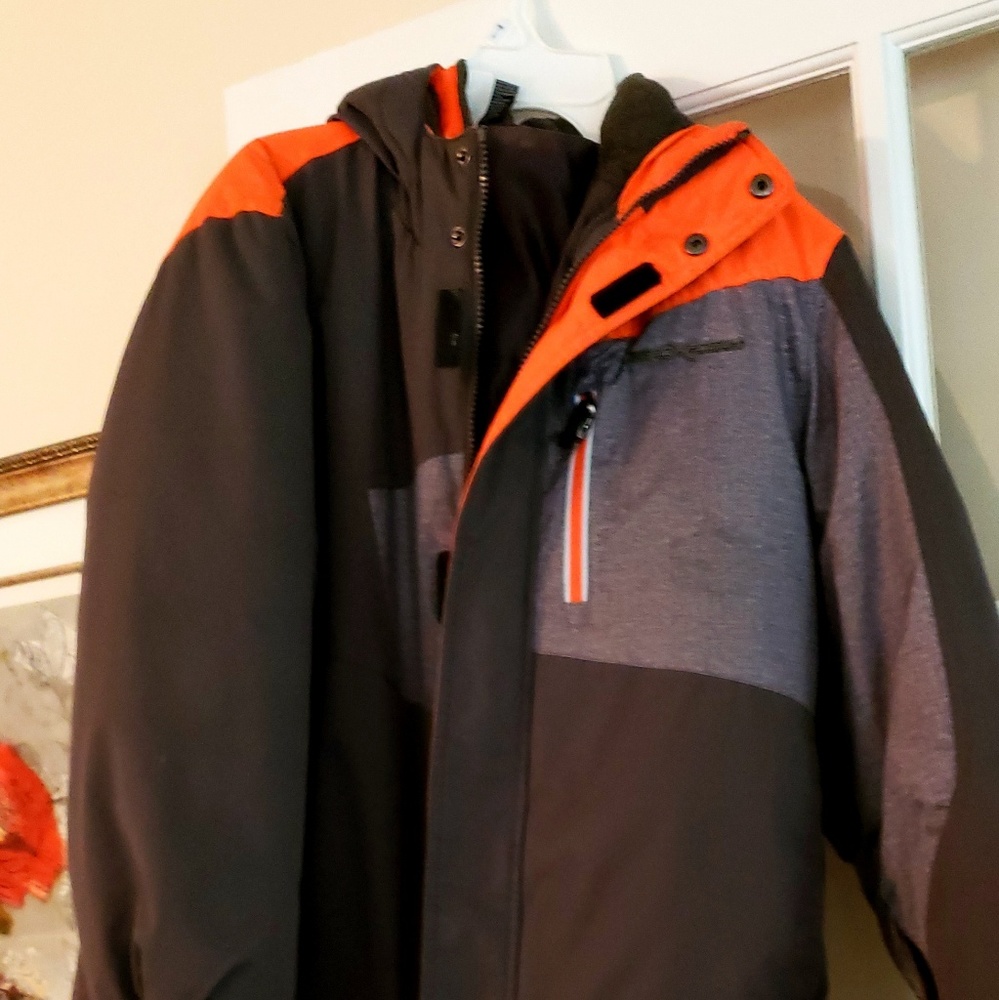 Boys winter jacket sz 10/12